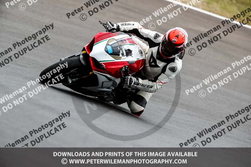 estoril;event digital images;motorbikes;no limits;peter wileman photography;portugal;trackday;trackday digital images